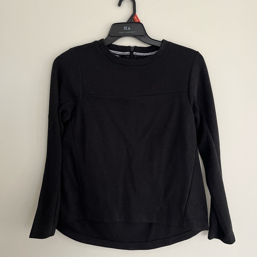 The North Face Black Long Sleeve Top